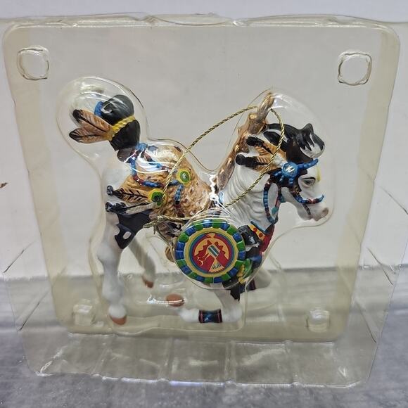 Breyer 2004 Holiday Edition Painted Pony Carousel Ornament (# 700904) [121] - Picture 3 of 11